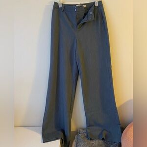 Stylish Gray Trousers - Women’s size 6L
